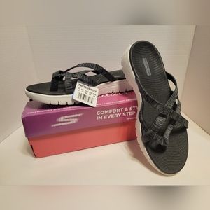 Skechers on the Go Flex washable flip flop Black/Grey Size 10 Medium NEW w/tags